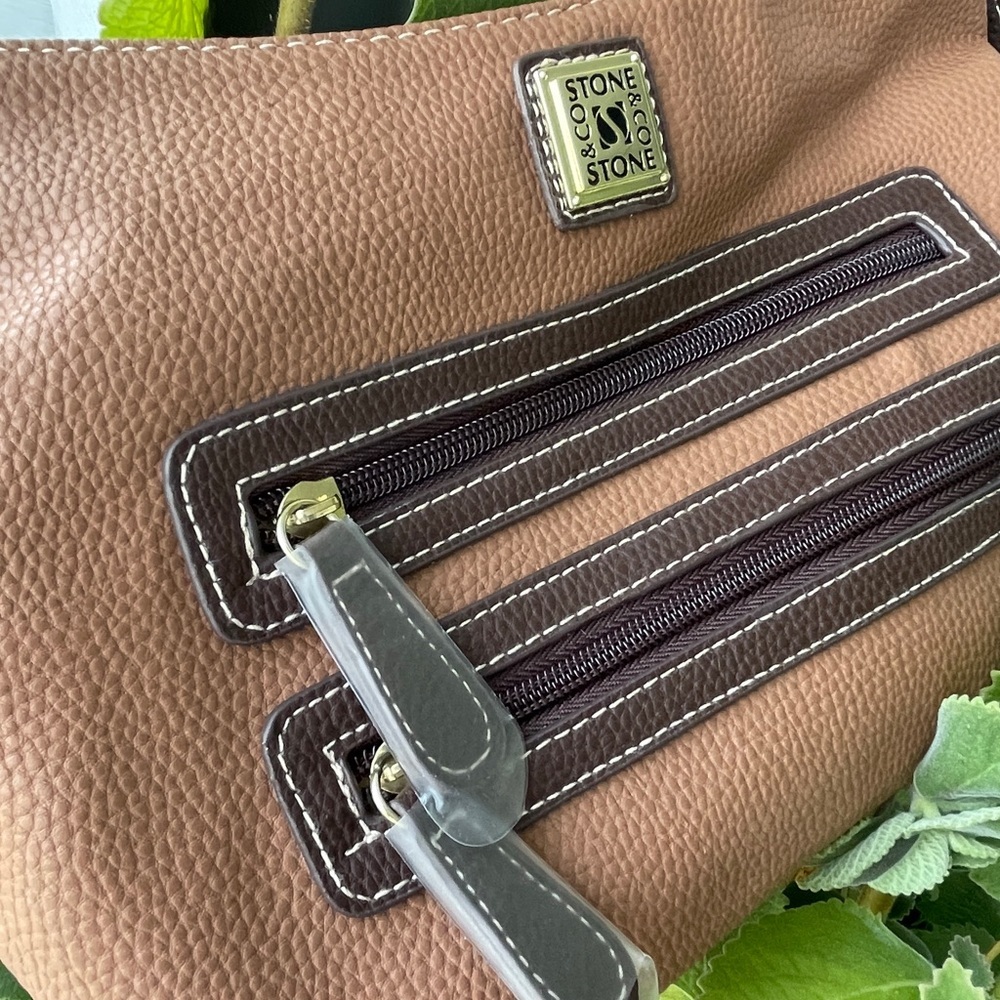 Stone & Co. Cornwall Boat Bottom Hobo Crossbody Bag - Picture 5 of 12
